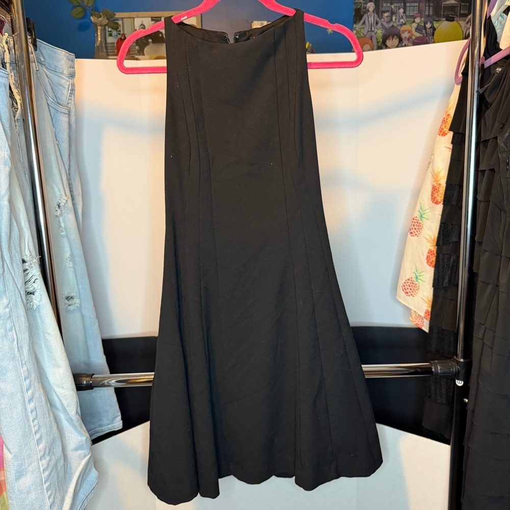 Banana Republic size 0 Classic Black Fit and Flare Dress